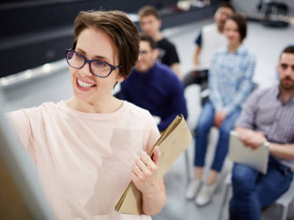 How Working With A Life Coach And Self Directed Healing Practitioner Can Change Your Life